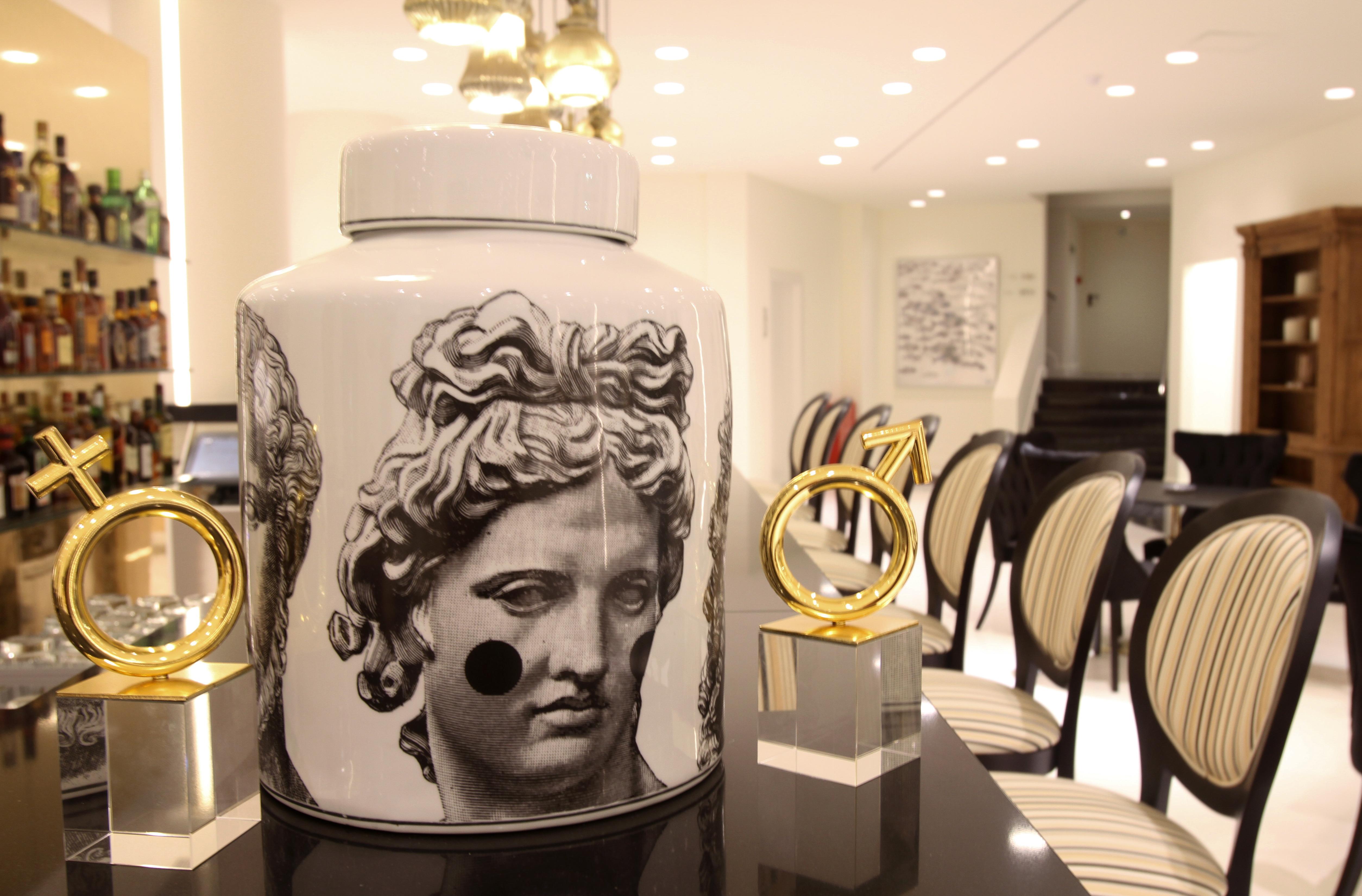 Rodostamo Hotel & Spa- Adults Friendly Kommeno  Exterior foto A Fornasetti jar