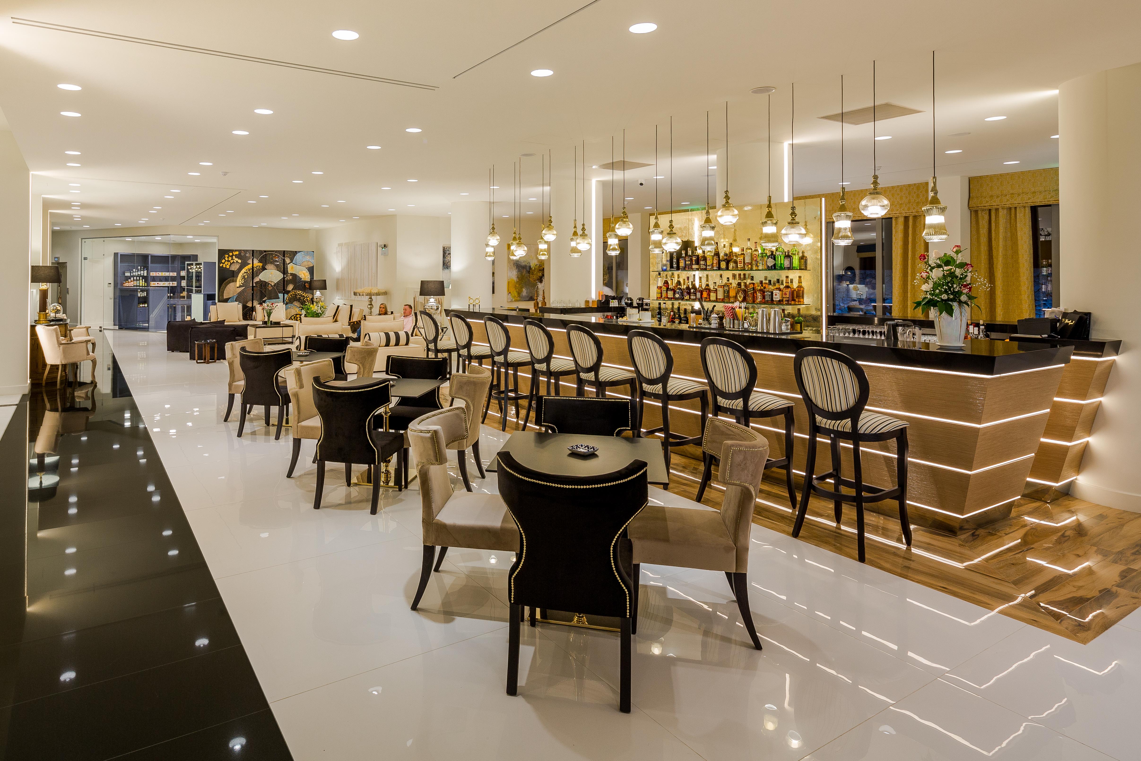 Rodostamo Hotel & Spa- Adults Friendly Kommeno  Exterior foto The bar at the 100 Queen's Gate
