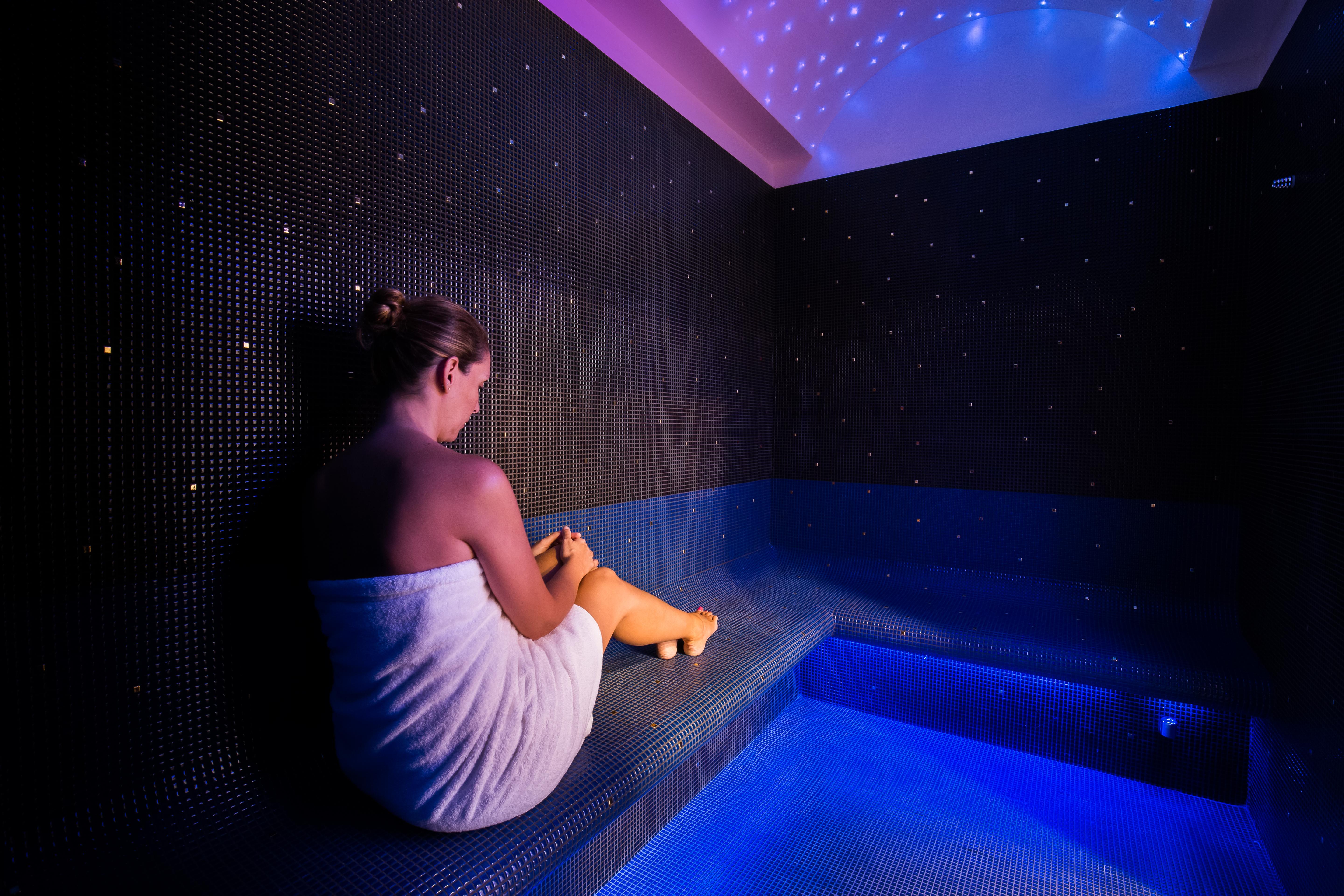 Rodostamo Hotel & Spa- Adults Friendly Kommeno  Exterior foto A woman relaxing in a spa